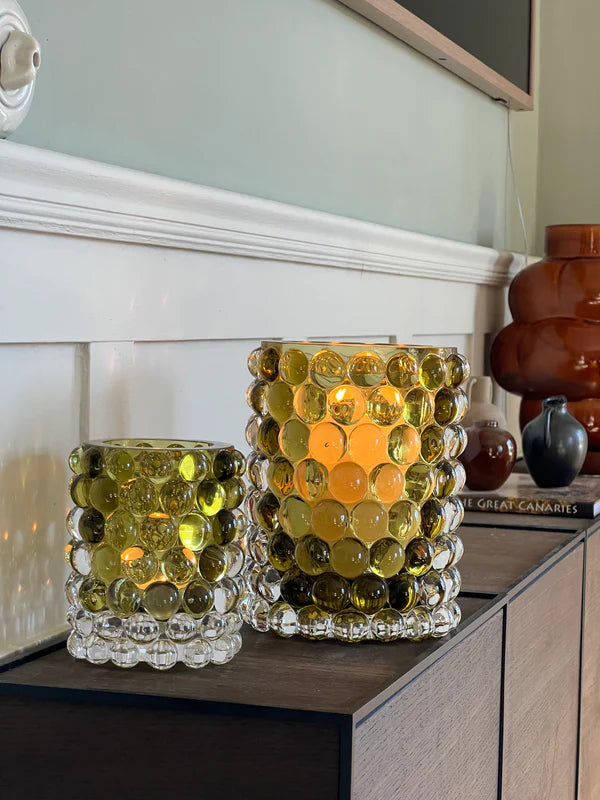 Skogsberg & Smart Hurricane Lamp Boule Medium Olive – Eksklusiv Lyslykt i Munnblåst Glass