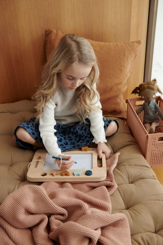 Liewood - Veneda drawing activity board