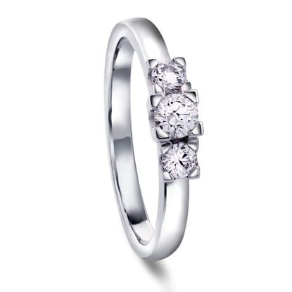 MOMENTS- FORLOVELSES-OG GIFTERINGER Adore 0,43 ct WSI 2,5 mm